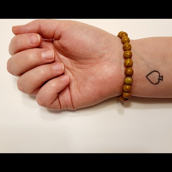 Wood Grain Jasper Gemstone Bracelet - Picture 5 of 5